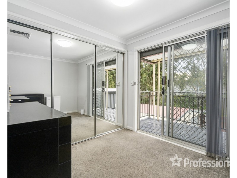 3 Hakea Close, Casula NSW 2170
