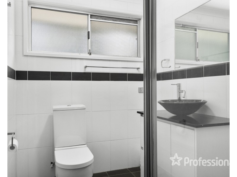 3 Hakea Close, Casula NSW 2170