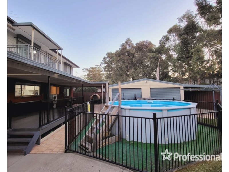 3 Hakea Close, Casula NSW 2170