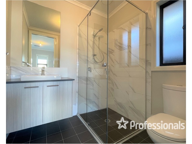 77 Horizon Loop, Oran Park NSW 2570
