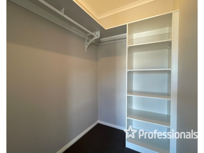 77 Horizon Loop, Oran Park NSW 2570