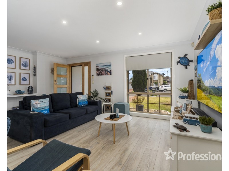 9 Lavender Close, Casula NSW 2170