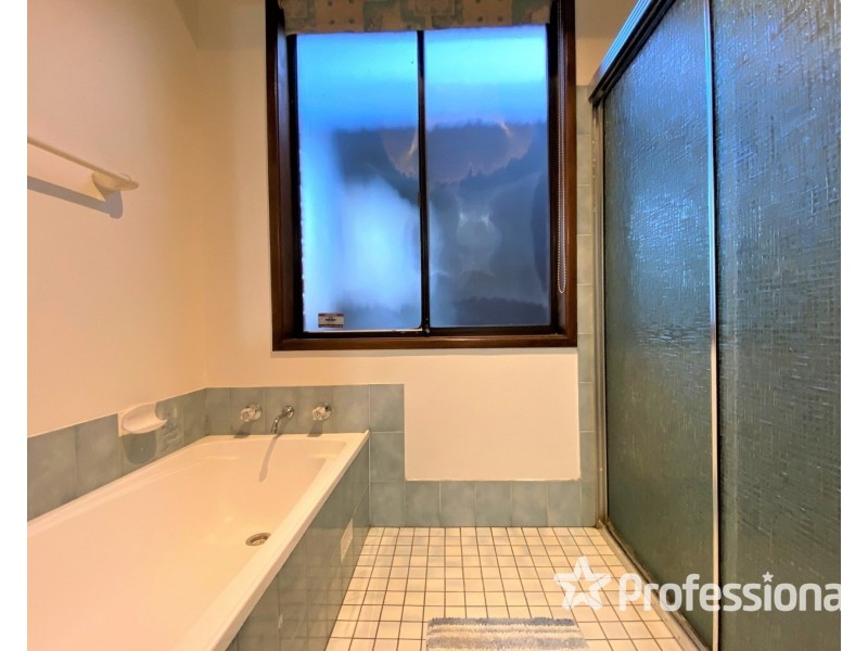 165A Cedar Road, Casula NSW 2170