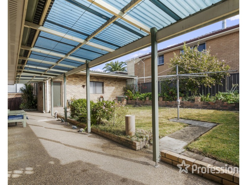10 Buckland Road, Casula NSW 2170