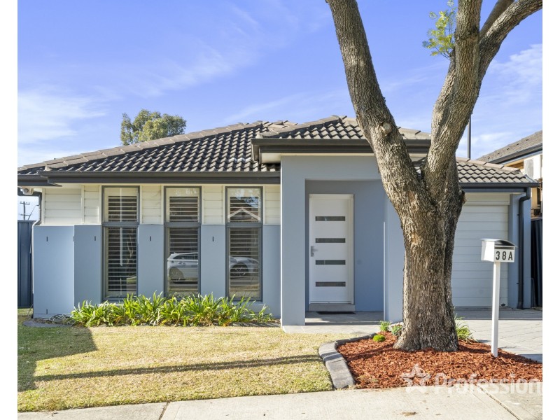 38A Holland Crescent, Casula NSW 2170
