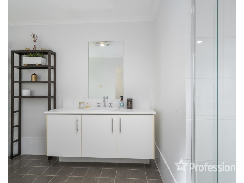 38A Holland Crescent, Casula NSW 2170