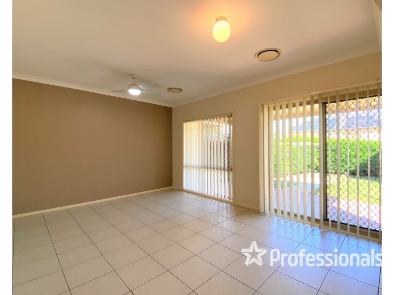 54 Roth Street, Casula NSW 2170