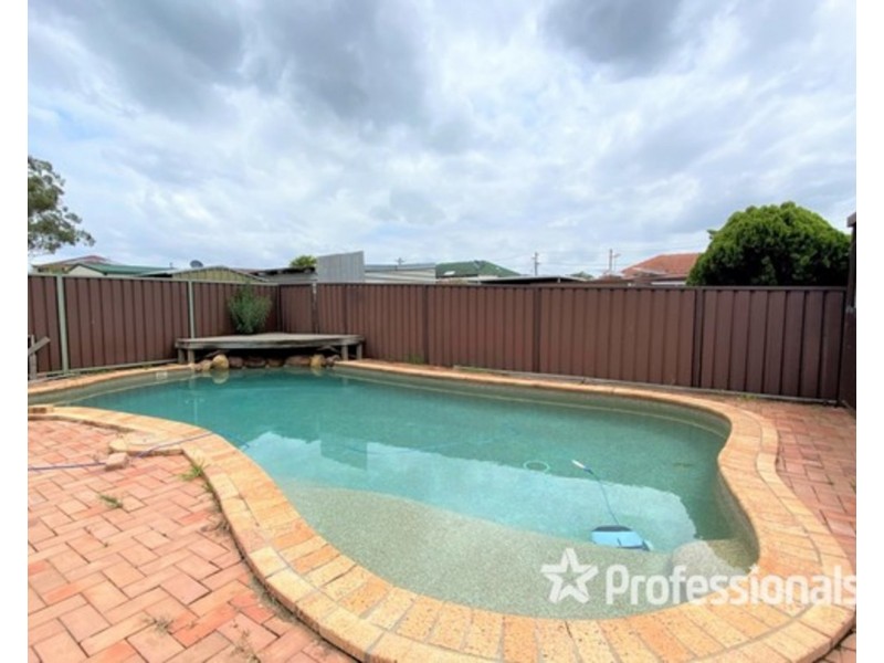 6 Augusta Street, Casula NSW 2170