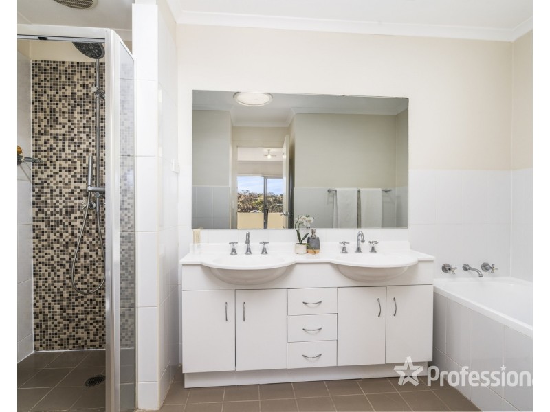 2/19 Cusack Avenue, Casula NSW 2170