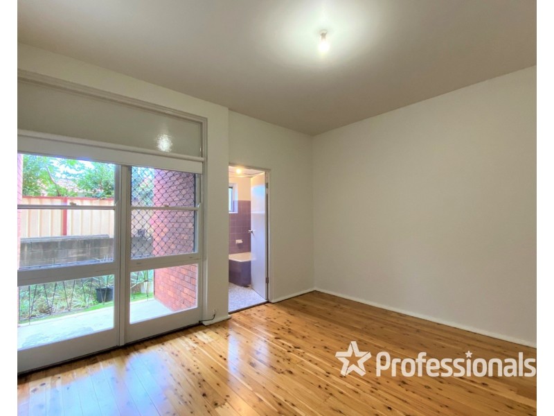 2/8 Christie Street, Liverpool NSW 2170