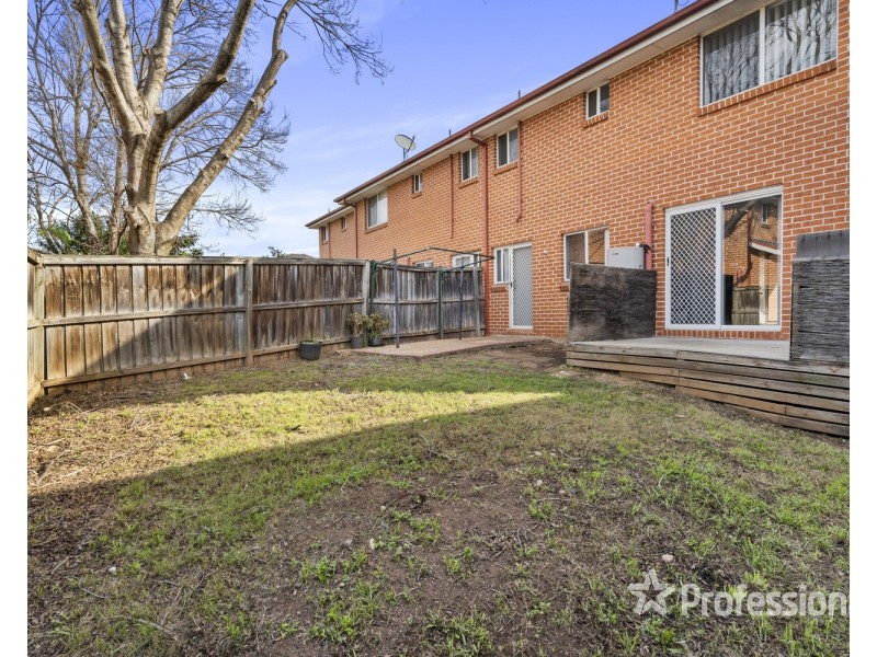 1/36 Holland Crescent, Casula NSW 2170