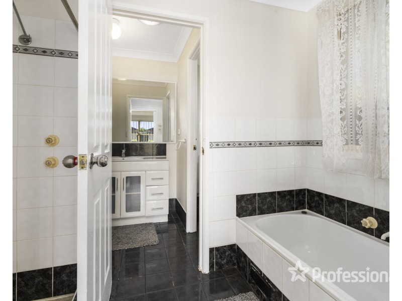 3 Heron Place, Hinchinbrook NSW 2168