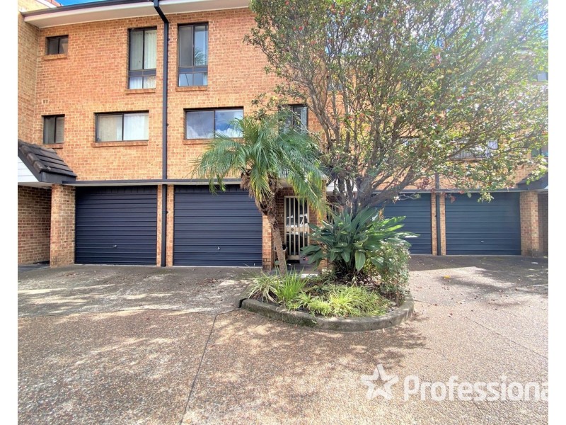 13/4 Ernest Avenue, Chipping Norton NSW 2170