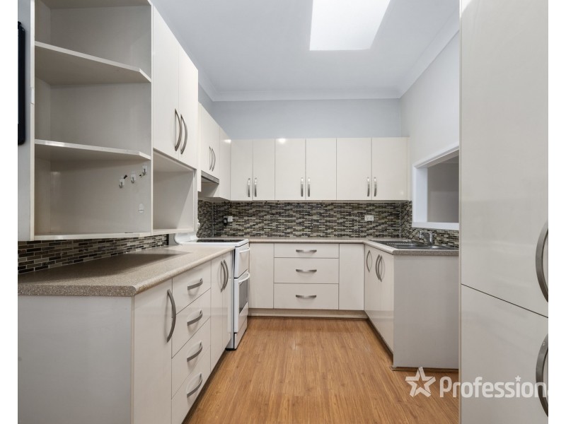 4 David Avenue, Casula NSW 2170