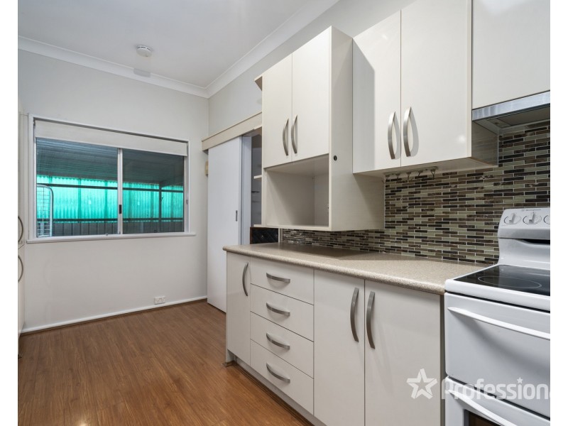 4 David Avenue, Casula NSW 2170