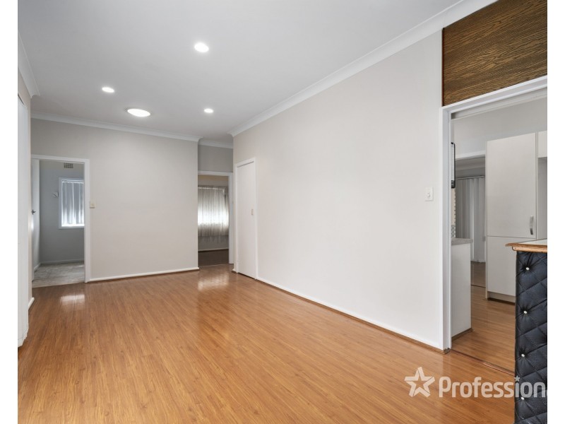 4 David Avenue, Casula NSW 2170