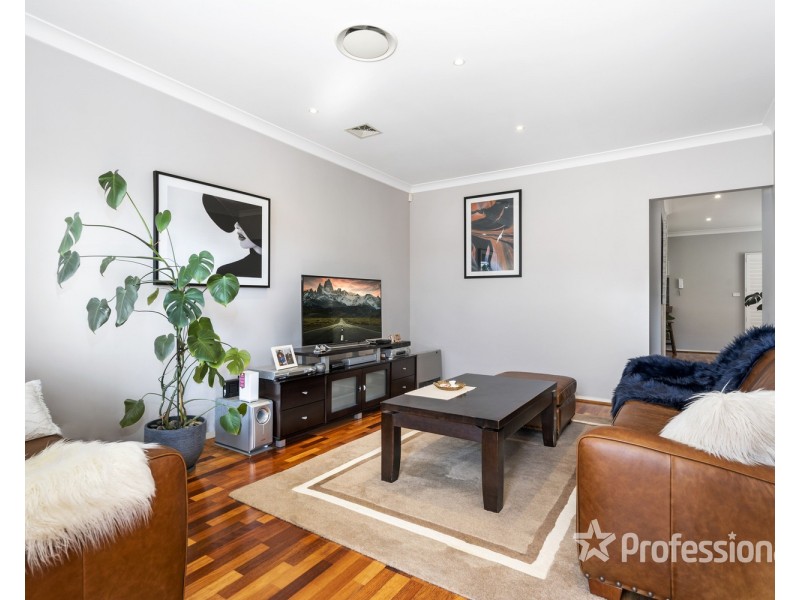 32 Lindsay Street, Casula NSW 2170