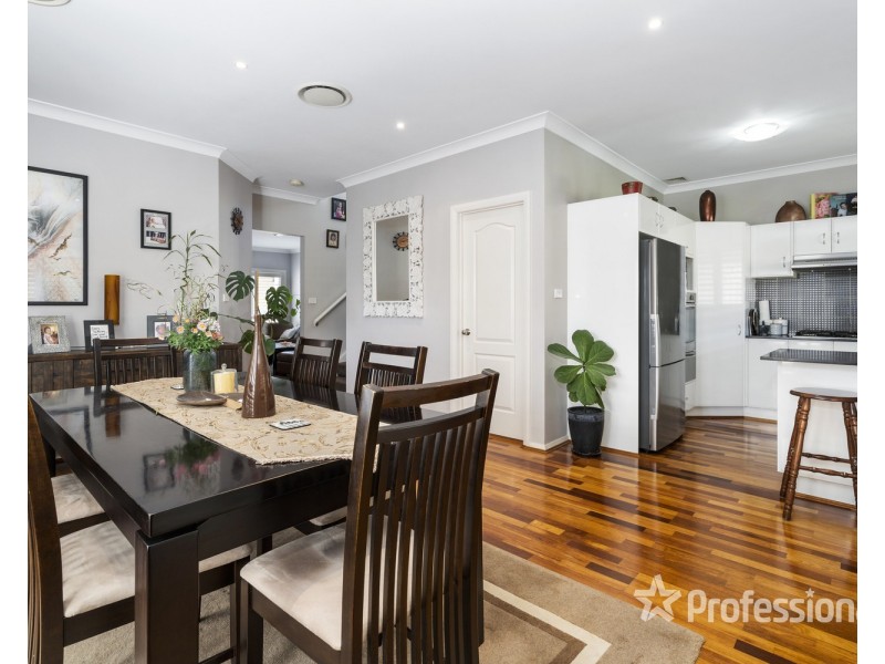 32 Lindsay Street, Casula NSW 2170