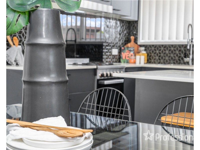 4 Keats Place, Ingleburn NSW 2565