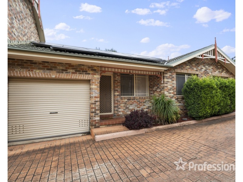 11/26 Holland Crescent, Casula NSW 2170
