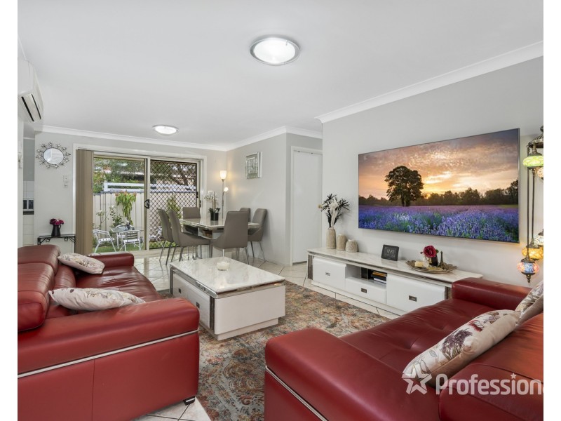 11/26 Holland Crescent, Casula NSW 2170