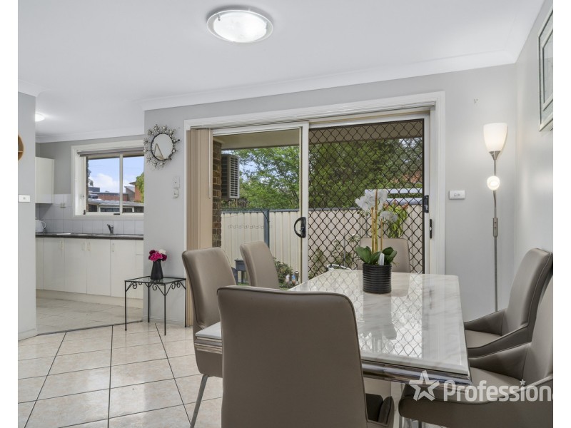 11/26 Holland Crescent, Casula NSW 2170