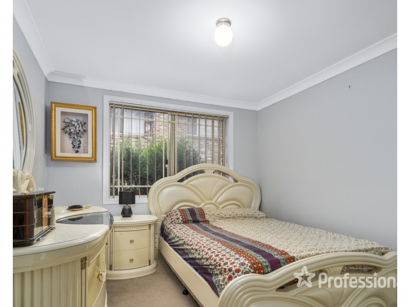 11/26 Holland Crescent, Casula NSW 2170