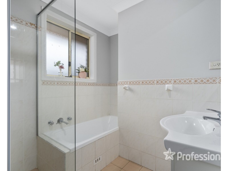 11/26 Holland Crescent, Casula NSW 2170