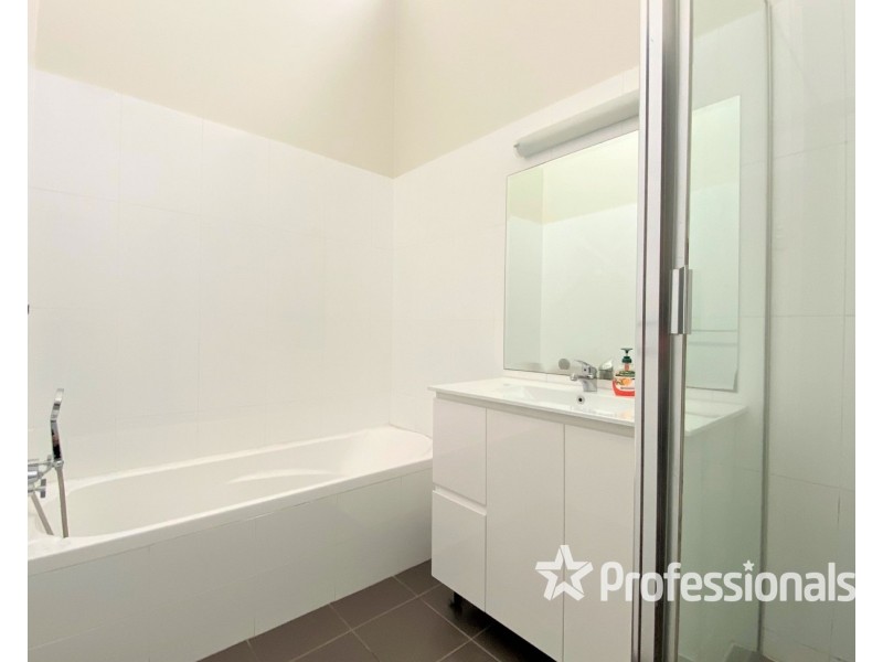99 St Andrews Boulevard, Casula NSW 2170