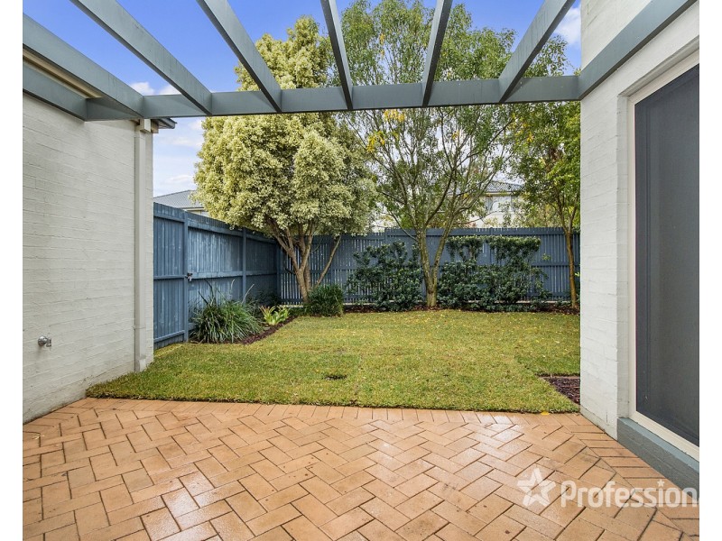 34 Atlantic Boulevard, Glenfield NSW 2167