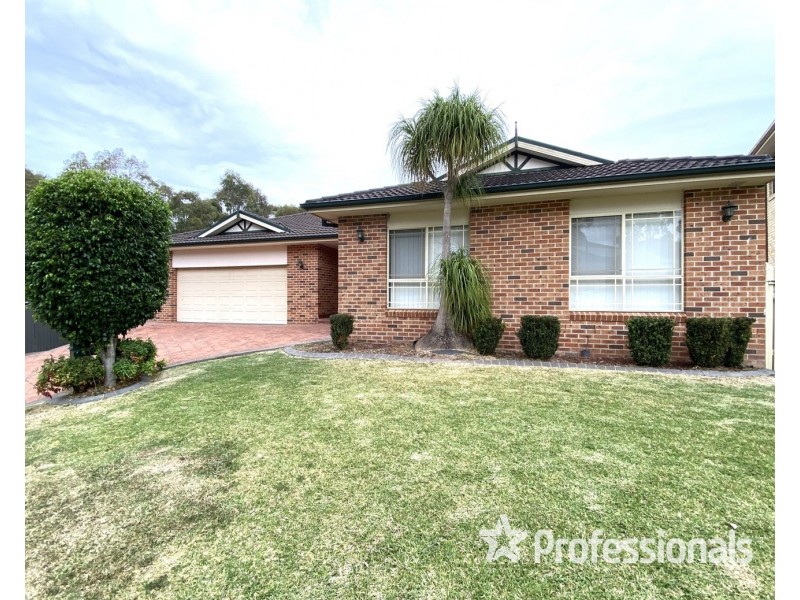 7 Drysdale Place, Casula NSW 2170