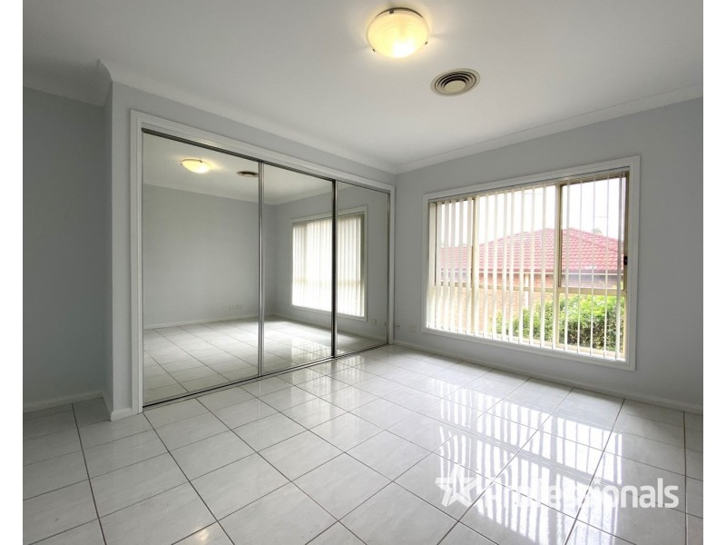 7 Drysdale Place, Casula NSW 2170