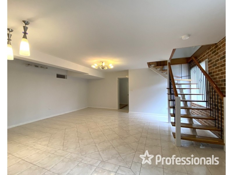 7 Drysdale Place, Casula NSW 2170