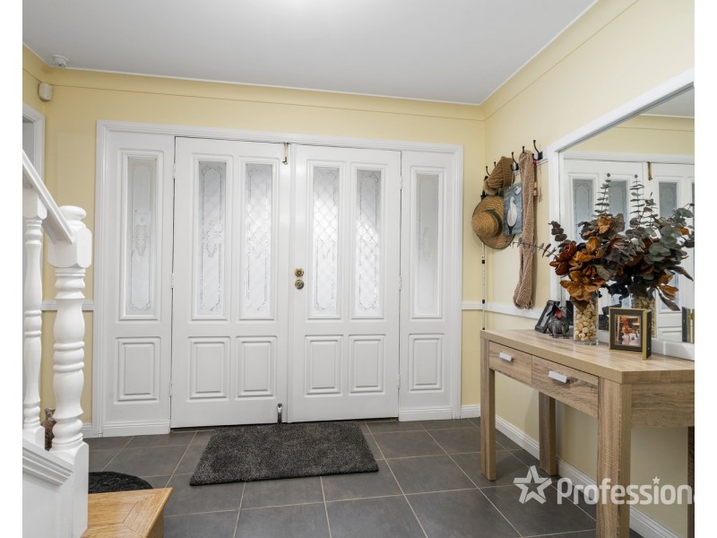 6 Paterson Avenue, Lurnea NSW 2170