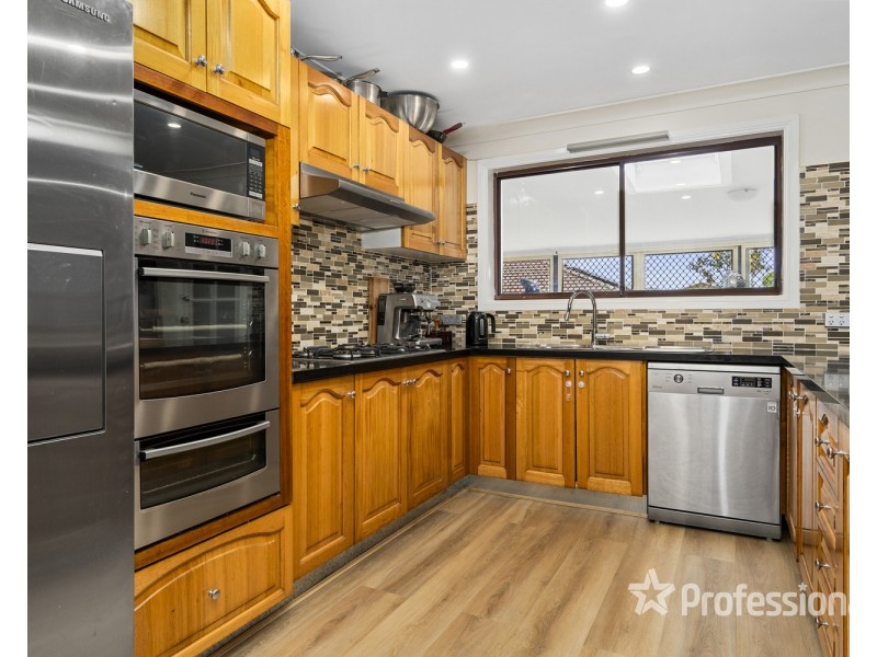 6 Paterson Avenue, Lurnea NSW 2170