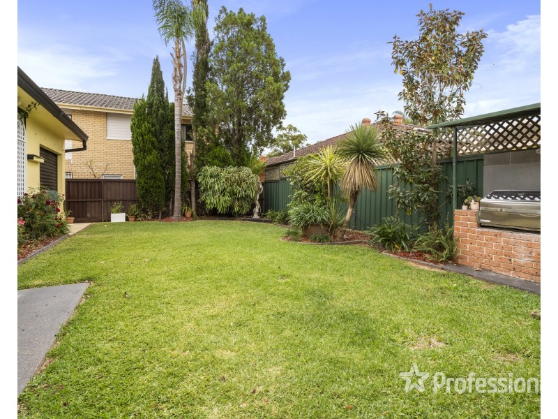 6 Paterson Avenue, Lurnea NSW 2170