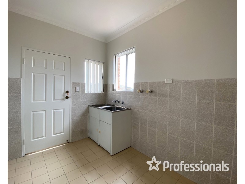 7 Carney Street, Casula NSW 2170