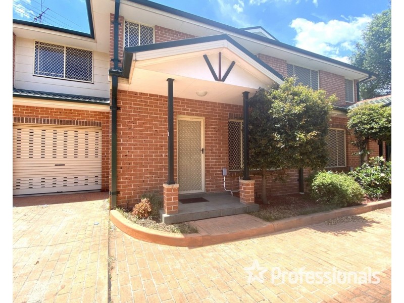 3/30 Hoxton Park Road, Liverpool NSW 2170