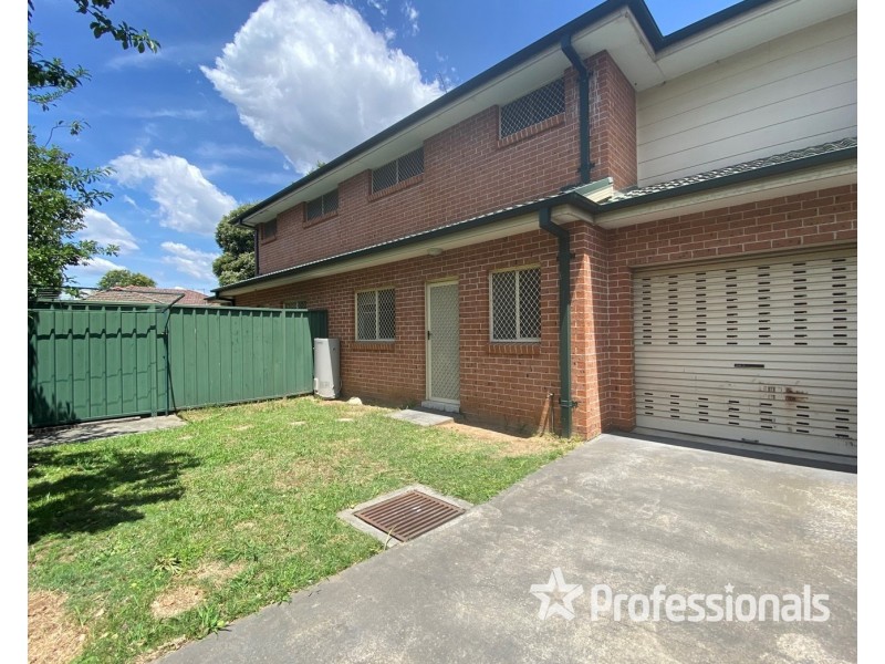 3/30 Hoxton Park Road, Liverpool NSW 2170
