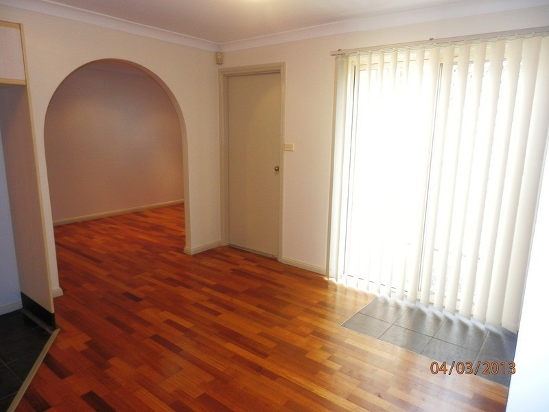 11B Boldrewood Avenue, Casula NSW 2170