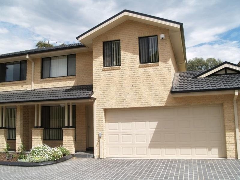 5/4-6 Blackwood Avenue, Casula NSW 2170