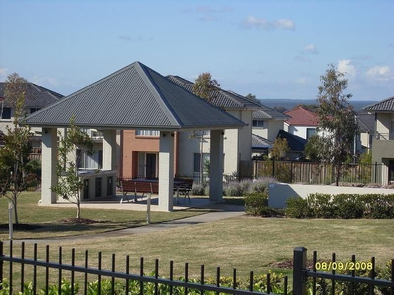 8 Neva Street, Glenfield NSW 2167