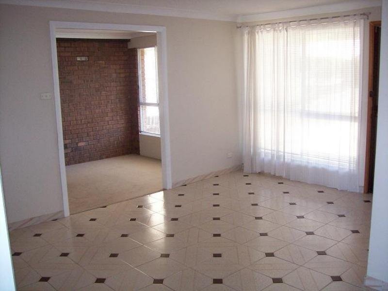 76 St Andrews Boulevard, Casula NSW 2170