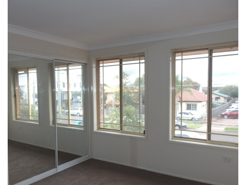 2/6 Christie Street, Liverpool NSW 2170