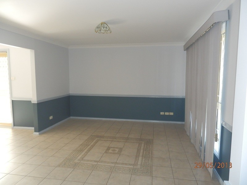 5 Roberts Road, Casula NSW 2170