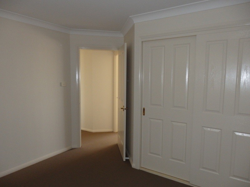 6 Tanna Place, Prestons NSW 2170