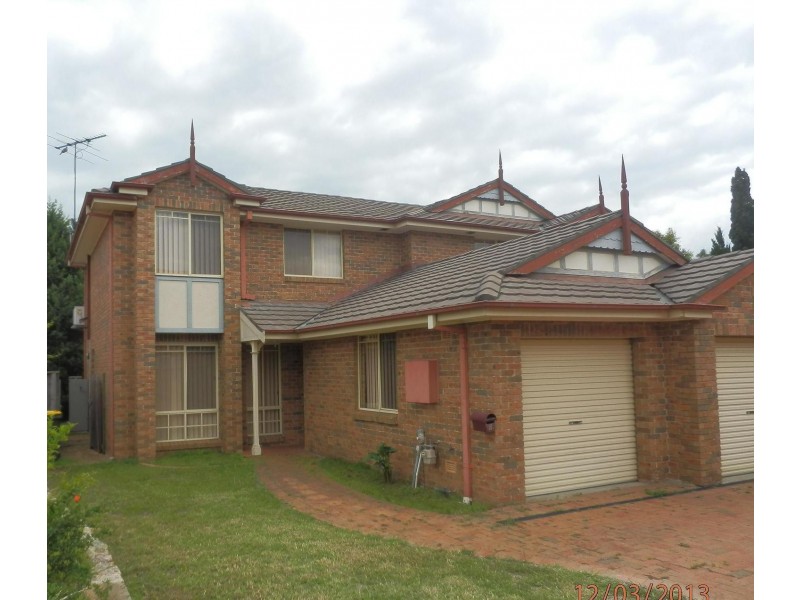 9 Magnolia Close, Casula NSW 2170