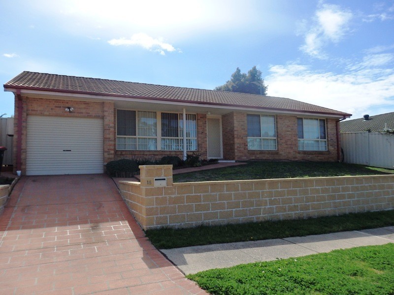 15 Guise Avenue, Casula NSW 2170