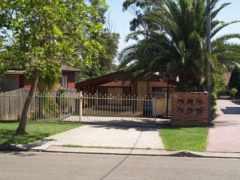 2/17-19 Carnation Avenue, Casula NSW 2170