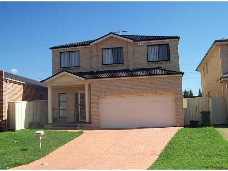 17 McCubbin Place, Casula NSW 2170